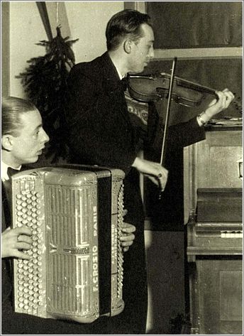 Muscians forced to perform at Westerbork
